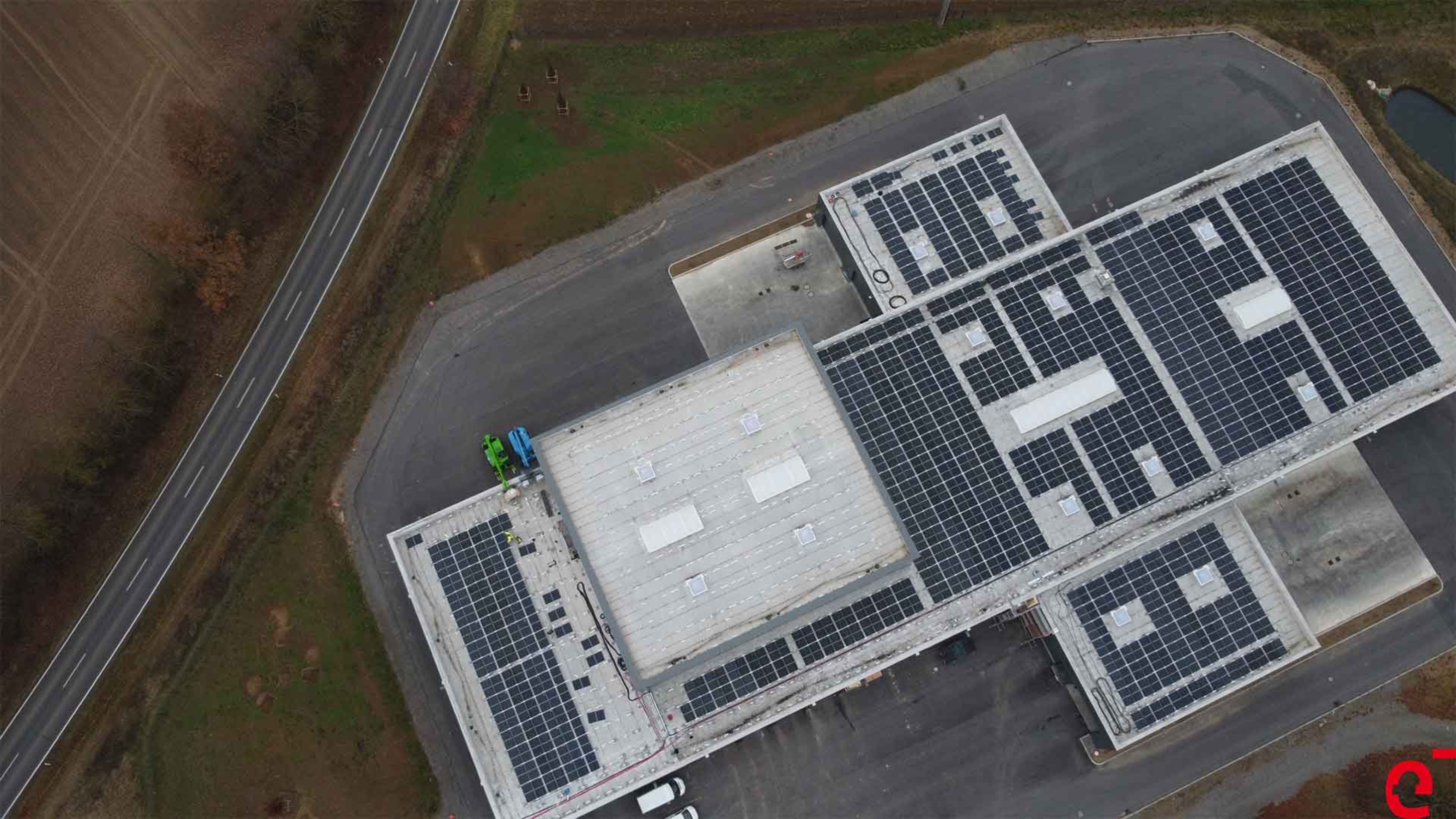 Photovoltaik für Gewerbe und Industrie bei reichhard Elektrotechnik in Kitzingen